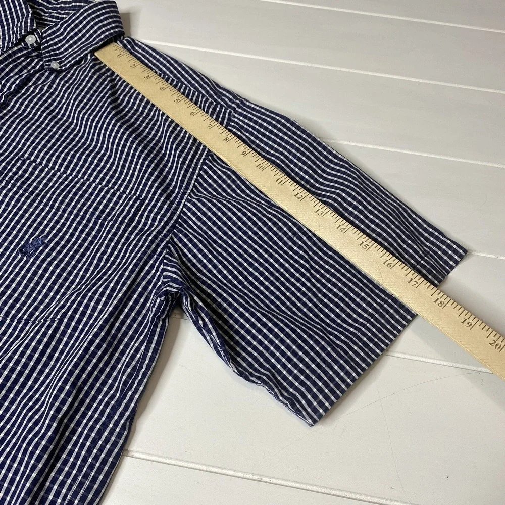 Walt Disney World Men's‎ Size M Button Down Short sleeve shirt Mickey Mouse - Picture 12 of 15